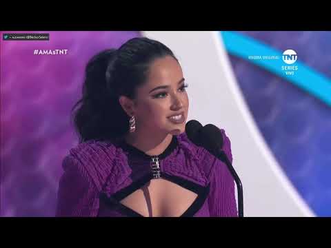 Becky G wins "Favorite Female Latin Artist" at the AMAs 2021