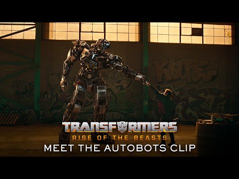 Thumbnail of the video: "Meet the Autobots" Clip