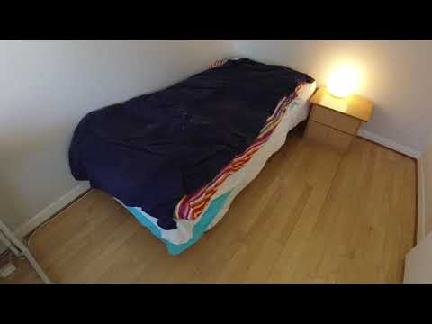 MongoTV_6236 - Kigger På Flyttekasser i Forstue Stået 7 År - Del 100 - TØMMER SOVEVÆRELSE