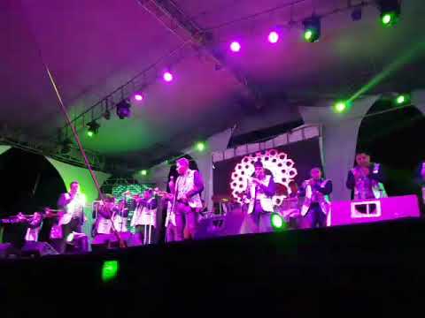 Banda Embustera  - Soy como quiero ser y Sangoloteadito