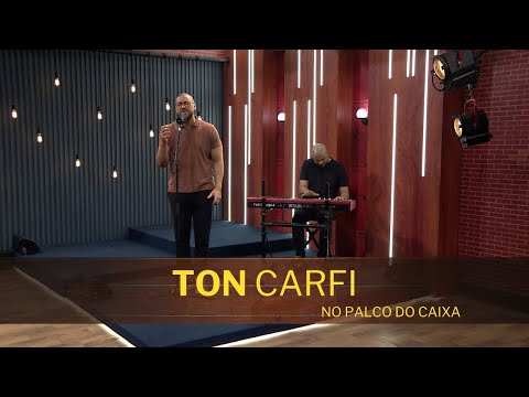 TON CARFI no Palco do Caixa de Música