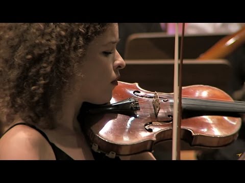 Beethoven – Violin Concerto in D Major, Op. 61 Chanelle Bednarczyk, conducted by Andrzej Kucybała