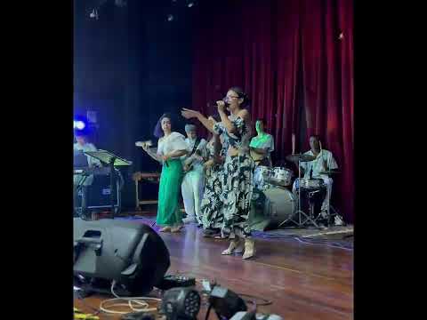 MIEDO EN EL MONTE - GRUPO MUSICAL PACCARY (ZULLY MURILLO)