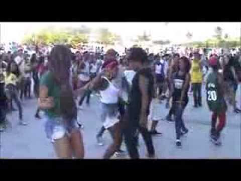 EDIÇÃO ESPECIAL EU AMO BAILE CHARME, NO PARQUE DE MADUREIRA (08.12.2013)