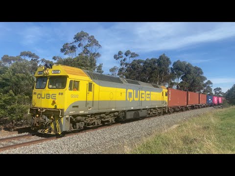 Down 9173 QUBE Ultima container train with Solo G532 from Melbourne heading to Ultima 11/12/2024