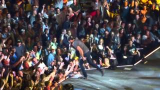 Luke Bryan - Suntan City &amp; If You Ain&#39;t Here To Party