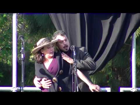 Aimée Puentes and Igor Vieira sing "La ci dorem la mano"