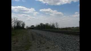 preview picture of video 'Amtrak 390 approaching Manteno IL on May 2, 2009'