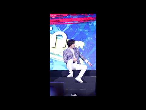 180223 how to hail a taxi by Jinyoung (Take 2)