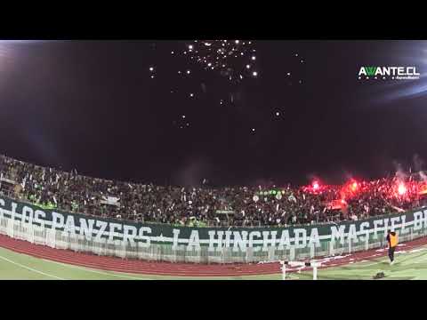"SALIDA LOS PANZERS- S.WANDERERS VS MELGAR" Barra: Los Panzers • Club: Santiago Wanderers