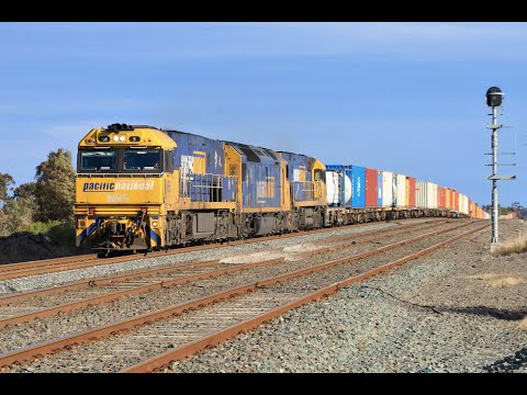 NR5, AN6 & NR11 - 7MC2 Pacific National Superfreighter - Summerhill Rd,  Craigieburn, VIC 31/7/2021
