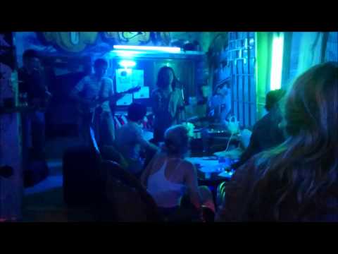 Sora Sora (Yos Olarang cover) by Tin and RJ at Show Box Open Mic