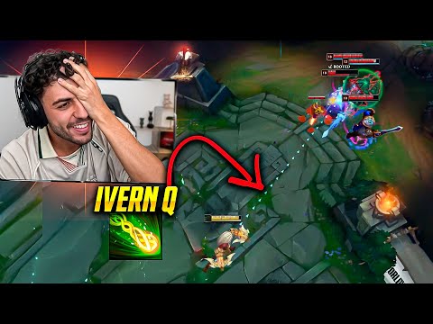 I've been playing League of Legends for 15 years and I've never seen this interaction.