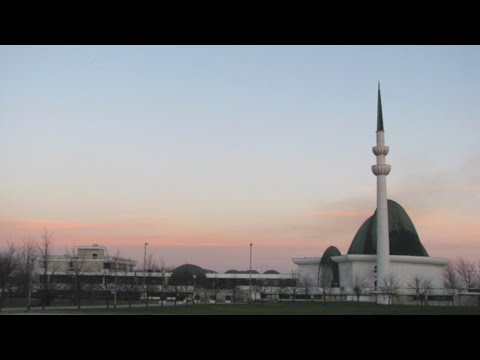 Džuma namaz iz Zagrebačke džamije