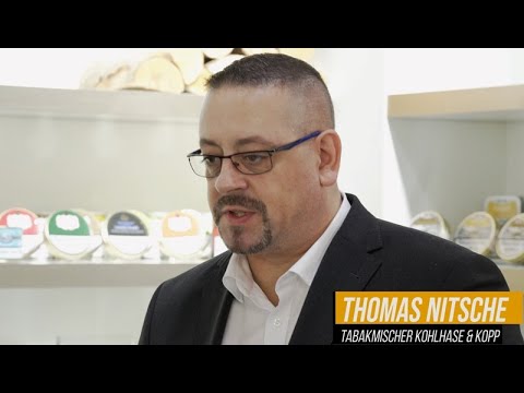 Tabakmischer Thomas Nitsche (Kohlhase & Kopp) im snTV Messegespräch 2022