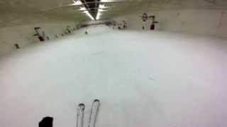 preview picture of video 'Snozone Castleford - Fastest Skiing at Xscape'