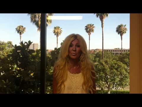 Sommar hälsning till Frozza från Maria Montazami.