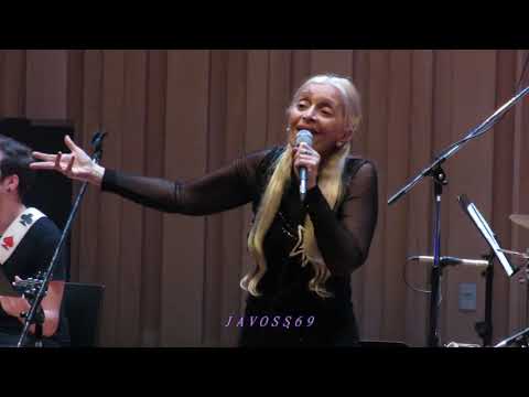 Silvina Garre presenta Carrousel,  show completo