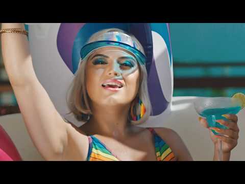 CAROCHE  - Más Buena (Video Oficial)