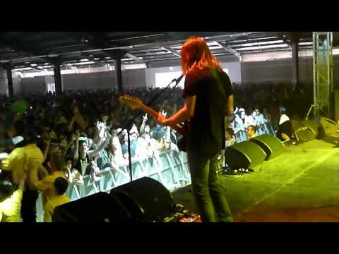 Children Collide, Jellylegs - live at Adelaide Big Day Out Feb 2011.avi