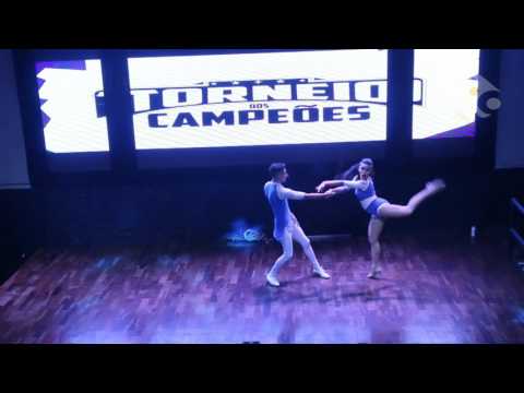 TC - Tuko Mendes e Dani Kakazu