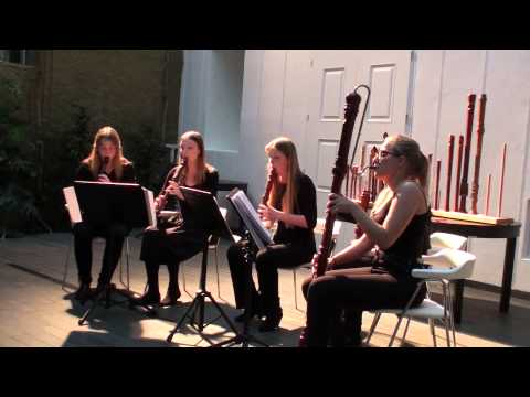 Henry Mancini (1924-1994) / arr. Paul Leenhouts: Pink Panther