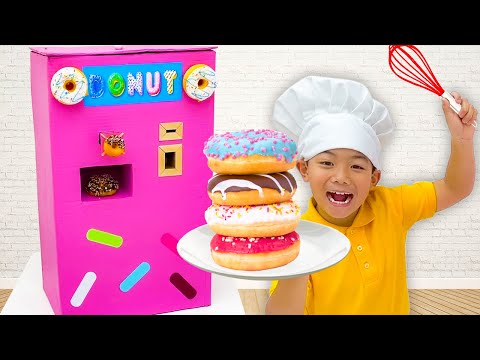 Eric and Charlotte Pretend Play Cooking with Kitchen Play Set!
