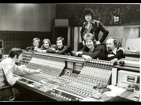 Barbara Änn The Young Ones (vorher Tonmixer)