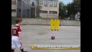 preview picture of video 'Kenan Vrabac 5-year old Bosnian football talent'