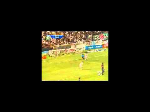 Gol de Quilmes: PT 22' Caneo.