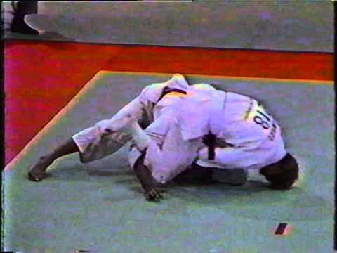 1984 Olympic Judo - 78kg Sayed Al Tubaikh vs Bret Barron