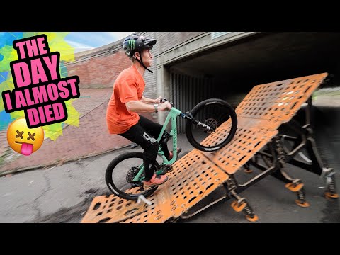 THIS MOUNTAIN BIKE CRASH ALMOST KILLED ME - FLAT LINE TERROR