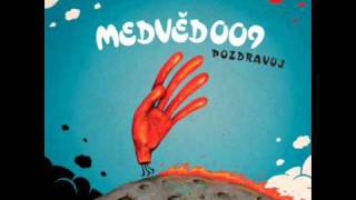 MAMUTI Medvěd 009 (CD Pozdravuj 2010)