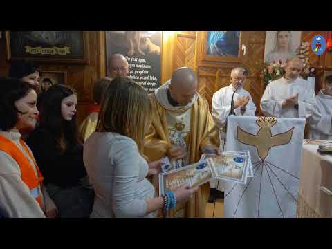 Czatachowa 04.02.2023 - Przyjęcie nowych członków do Katolickiej Wspólnoty MiMJ, modlitwa