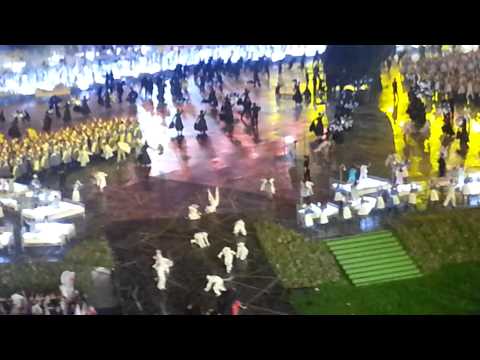 A Bewilderment of Mary Poppins