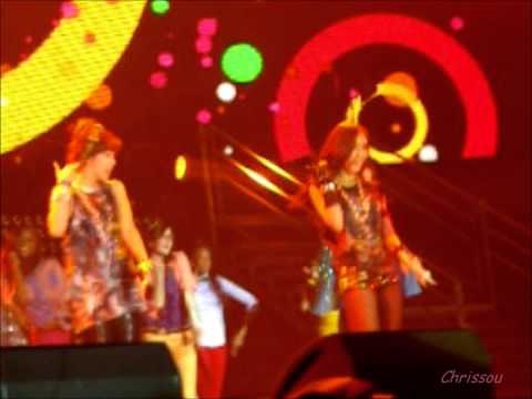 120208 Music Bank In Paris - T-ara with winners of the dance contest - Roly Poly