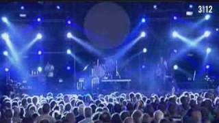 Yeasayer - Forgiveness @  Lowlands via 3V12