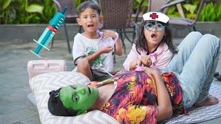 Download lagu Drama Anak - Perut om septi Jadi buncit 🤕 Main Dokter - Dokteran | Ali vlog mp3