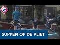 Op de sup door de Vliet, op zoek naar afval