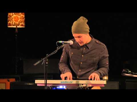 The Samsung Naked Sessions - Cavelle & Abby Lee - Part 2 of 2