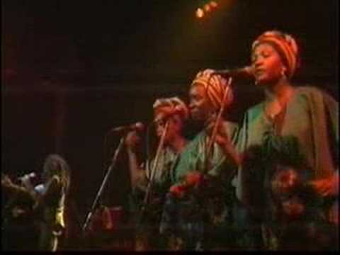 I Shot The Sheriff Bob Marley Letra Con Traduccion En Espanol De Ingles Letras4u Com I Shot The Sheriff Bob Marley Letra Con Traduccion En Espanol De Ingles Letras4u Com