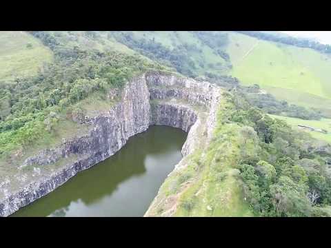 Voo sobre pedreira em Carmópolis ( o pedido) - Souza FPV