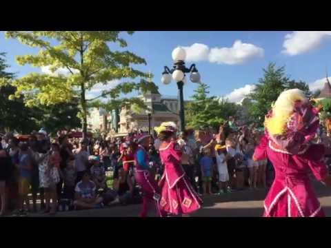 Disneyland Paris Parade (21.08.15)