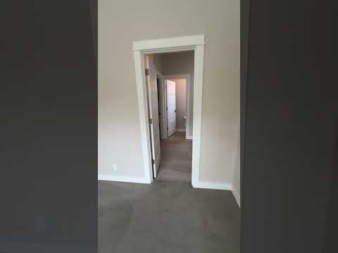 3 bedroom 2 bath 1680 sqft Springfield home property video
