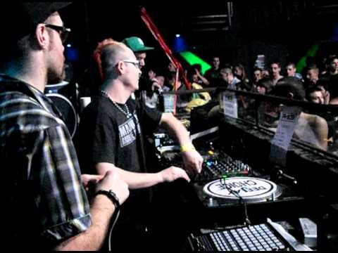 19.03.2011 - THE BRAINDRILLERZ Live @ R-909 Chapter.25 - Q-CLUB - Milano Part.1