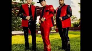 Las Diferencias Ariel Camacho y Los Plebes Del Rancho (inedito)