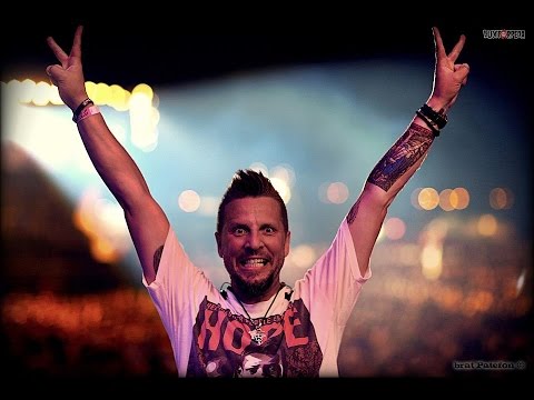 Luxtorpeda - PIERWIASTEK Z PIĘCIU:LITZA