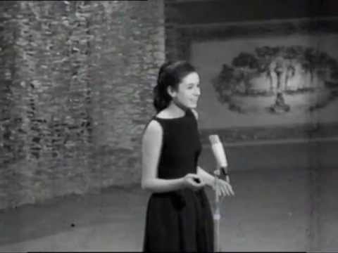 1964 Eurovision Italy - Gigliola Cinquetti - Non ho' l'etá HQ