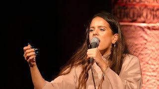 Rosalía en el Monasterio de Veruela - La Hija de Juan Simón