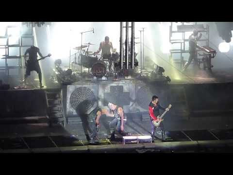 Rammstein - Du Hast @ Nîmes, France (11/07/2017)